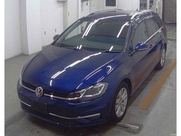 Volkswagen Golf Estate, Petrol, 2017, Blue