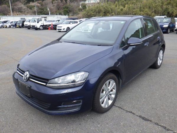 Volkswagen Golf Hatchback, Petrol, 2015, Blue