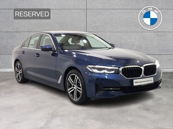 BMW 5-Series Saloon, Petrol Plug-in Hybrid, 2021, Blue