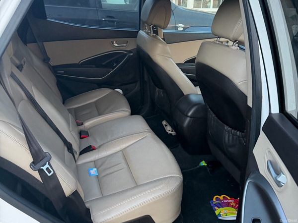 Hyundai Santa Fe SUV, Diesel, 2013, White