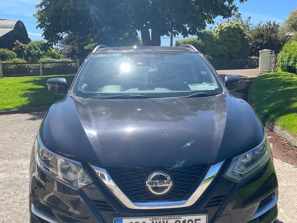 Nissan Qashqai Hatchback, Diesel, 2019, Black