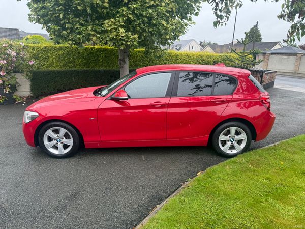 BMW 1-Series Hatchback, Petrol, 2013, Red