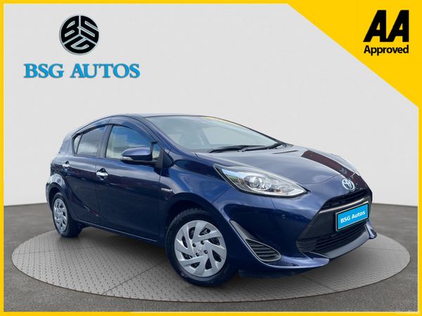 Toyota Aqua Hatchback, Petrol Hybrid, 2018, Blue
