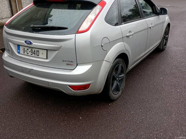 Ford Focus Hatchback, Diesel, 2011, Silver