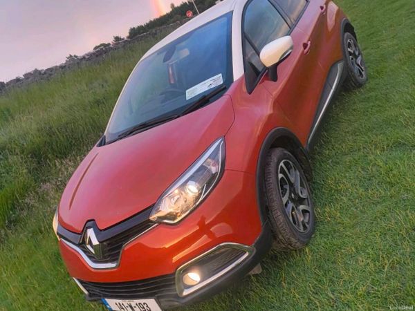 Renault Captur Hatchback, Diesel, 2014, Orange