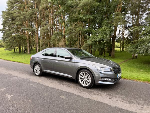 Skoda Superb Saloon, Petrol Plug-in Hybrid, 2022, Grey
