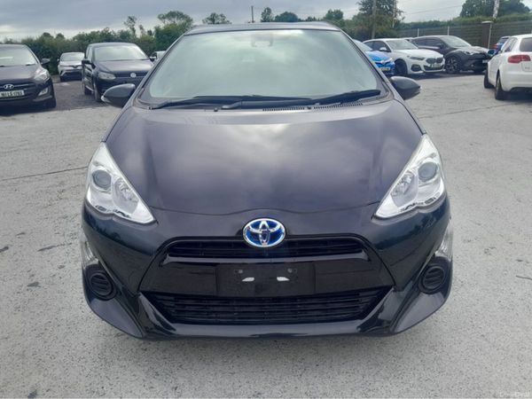 Toyota Aqua Hatchback, Petrol Hybrid, 2017, Black