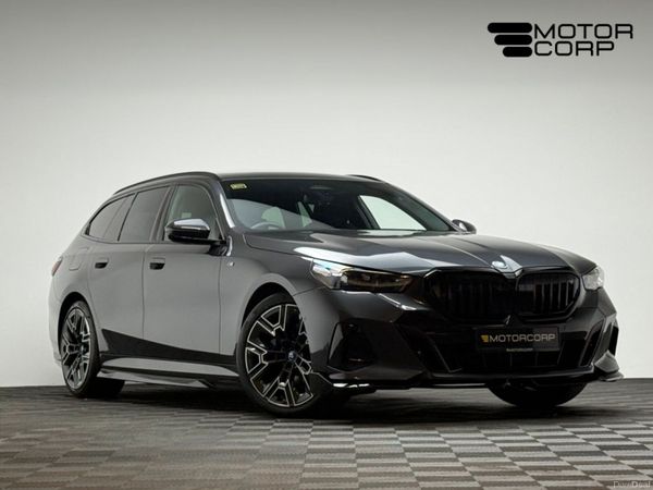 BMW 5-Series Estate, Petrol Hybrid, 2025, Grey