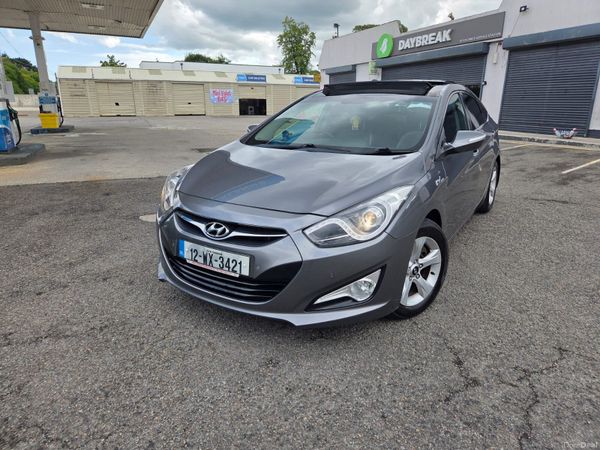 Hyundai i40 Saloon, Diesel, 2012, Silver