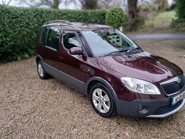 Skoda Roomster MPV, Diesel, 2014, Red