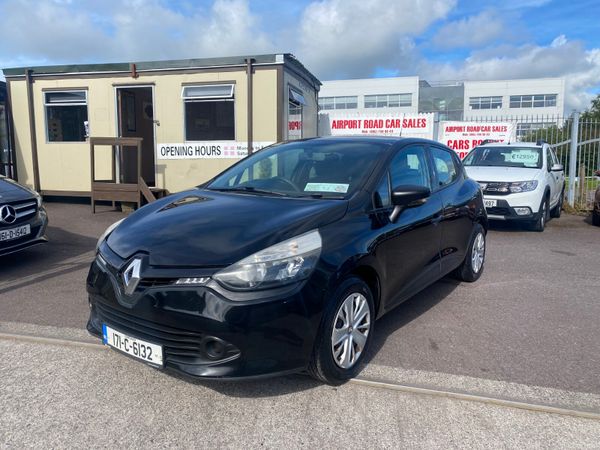 Renault Clio Hatchback, Petrol, 2017, Black
