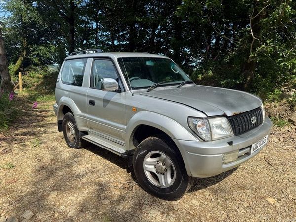 Toyota Land Cruiser SUV, Diesel, 2000, Silver