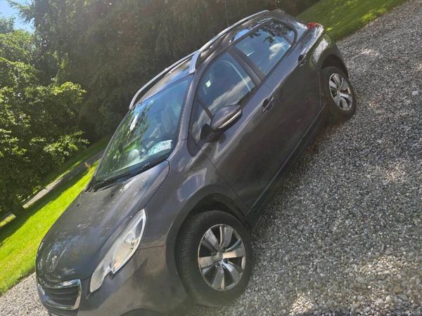 Peugeot 2008 SUV, Petrol, 2015, Grey