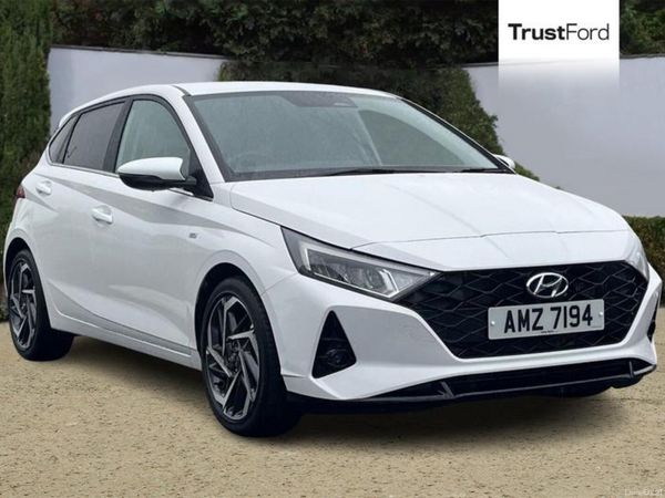 Hyundai i20 Hatchback, Petrol, 2023, White