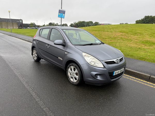 Hyundai i20 Hatchback, Petrol, 2010, Grey