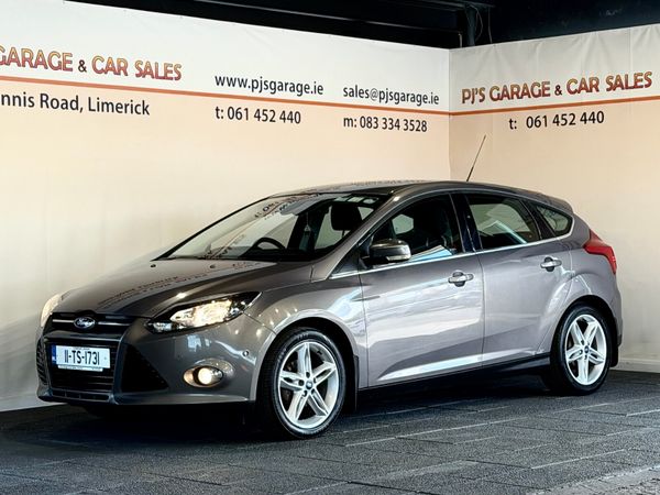 Ford Focus Hatchback, Diesel, 2011, Brown