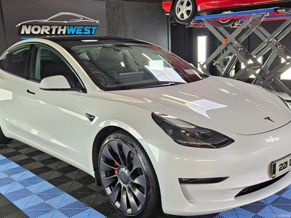 Tesla Model 3 Saloon, Electric, 2022, White