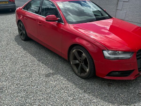 Audi A4 Saloon, Diesel, 2012, Red