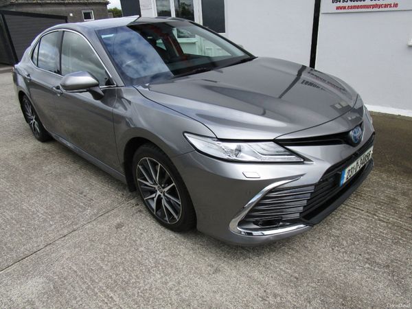 Toyota Camry Saloon, Petrol Hybrid, 2023, Grey
