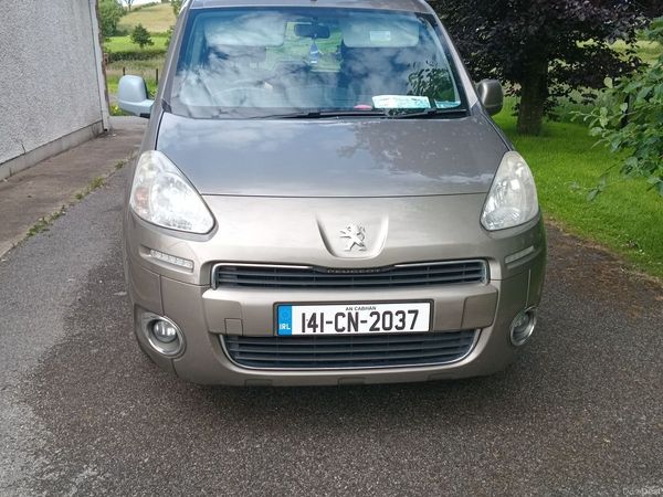 Peugeot Partner MPV, Diesel, 2014, Beige