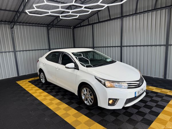 Toyota Corolla Saloon, Diesel, 2016, White