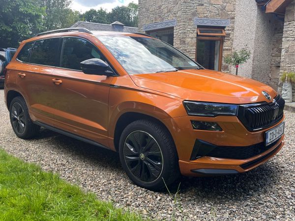 Skoda Karoq Estate/Jeep, Petrol, 2023, Orange