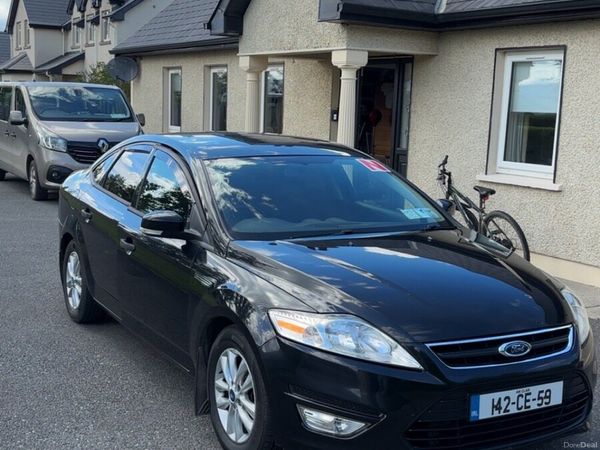Ford Mondeo Saloon, Diesel, 2014, Black