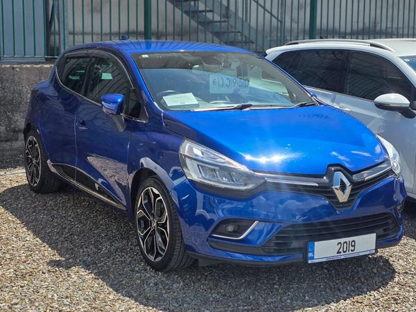 Renault Clio Hatchback, Petrol, 2019, Blue