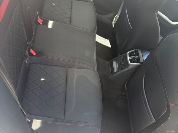 Skoda Octavia Saloon, Diesel, 2017, White