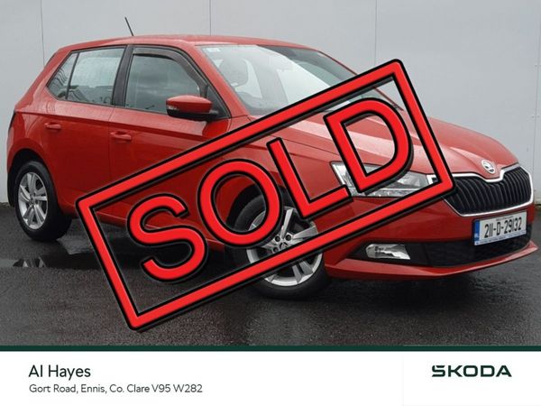 Skoda Fabia Hatchback, Petrol, 2021, Red