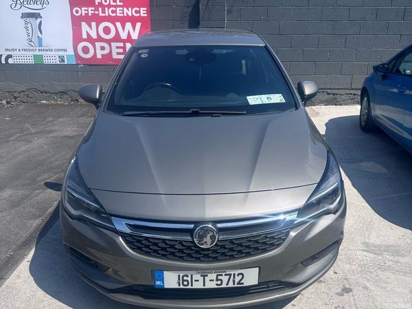 Vauxhall Astra Hatchback, Petrol, 2016, Grey