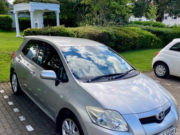 Toyota Auris Hatchback, Petrol, 2007, Silver
