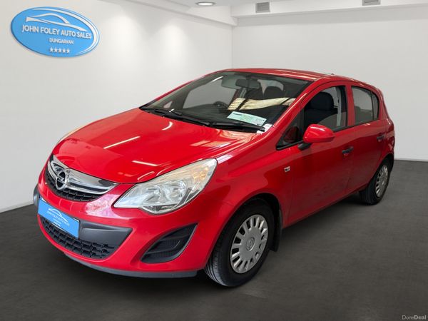 Opel Corsa Hatchback, Petrol, 2013, Red
