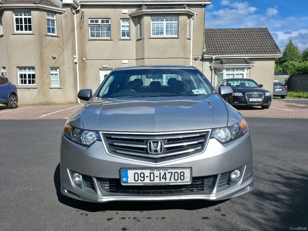 Honda Accord Saloon, Diesel, 2009, Silver