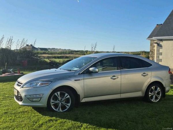 Ford Mondeo Hatchback, Diesel, 2012, Silver