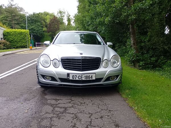 Mercedes-Benz E-Class Saloon, Petrol, 2007, Silver