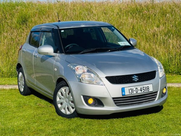 Suzuki Swift Hatchback, Petrol, 2013, Silver