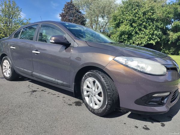 Renault Fluence Saloon, Diesel, 2014, Brown