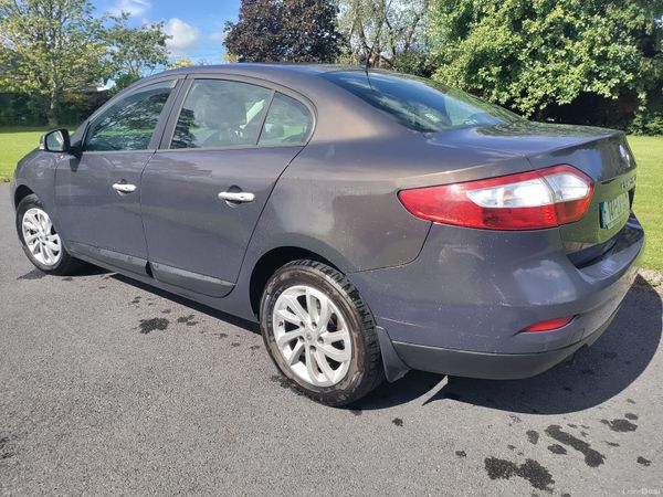 Renault Fluence Saloon, Diesel, 2014, Brown
