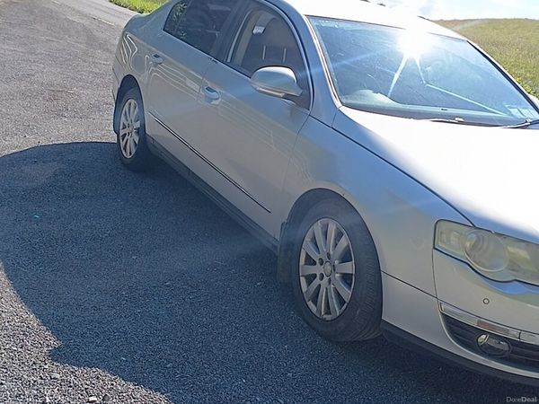 Volkswagen Passat Saloon, Diesel, 2007, Silver