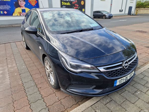 Opel Astra Hatchback, Diesel, 2017, Black