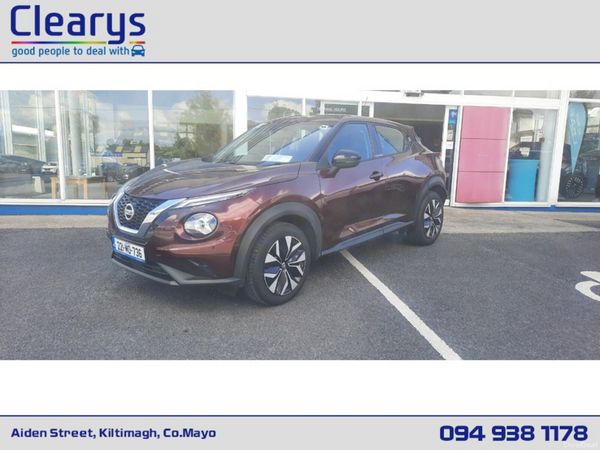 Nissan Juke MPV, Petrol, 2022, Red
