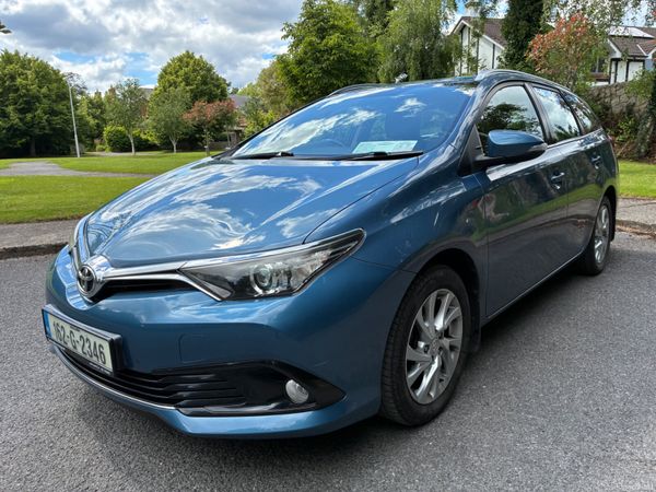 Toyota Auris Estate, Petrol, 2016, Blue