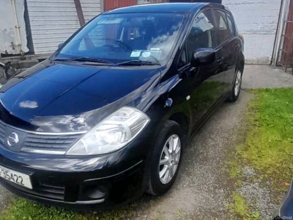 Nissan Tiida Hatchback, Diesel, 2011, Black