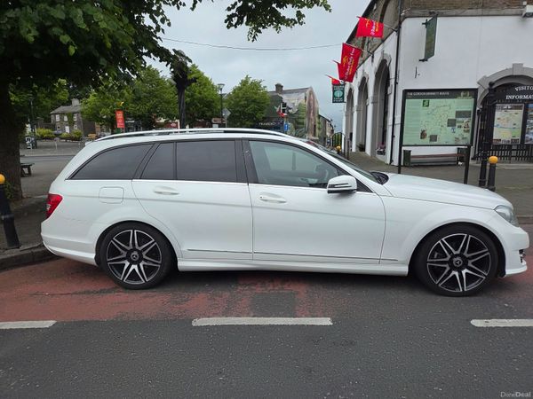 Mercedes-Benz C-Class Estate, Diesel, 2012, White