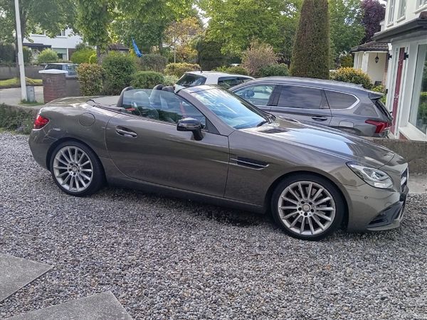 Mercedes-Benz SLC Convertible, Diesel, 2016, Gold