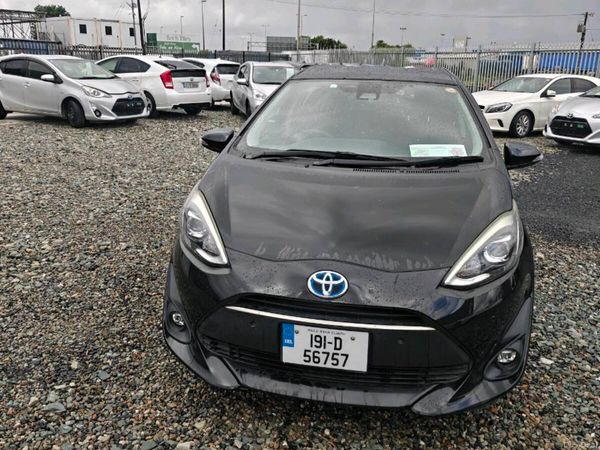 Toyota Aqua Hatchback, Petrol Hybrid, 2019, Black