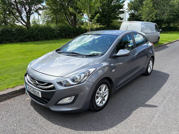 Hyundai i30 Hatchback, Diesel, 2012, Grey