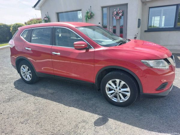 Nissan X-Trail SUV, Diesel, 2016, Red