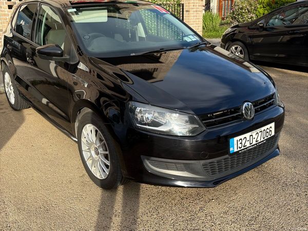 Volkswagen Polo Hatchback, Petrol, 2013, Black